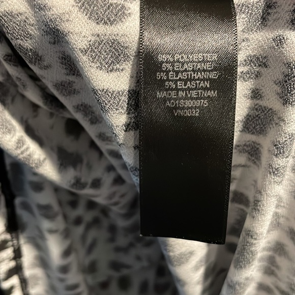 Adrianna Papell Tunic - Picture 6 of 7